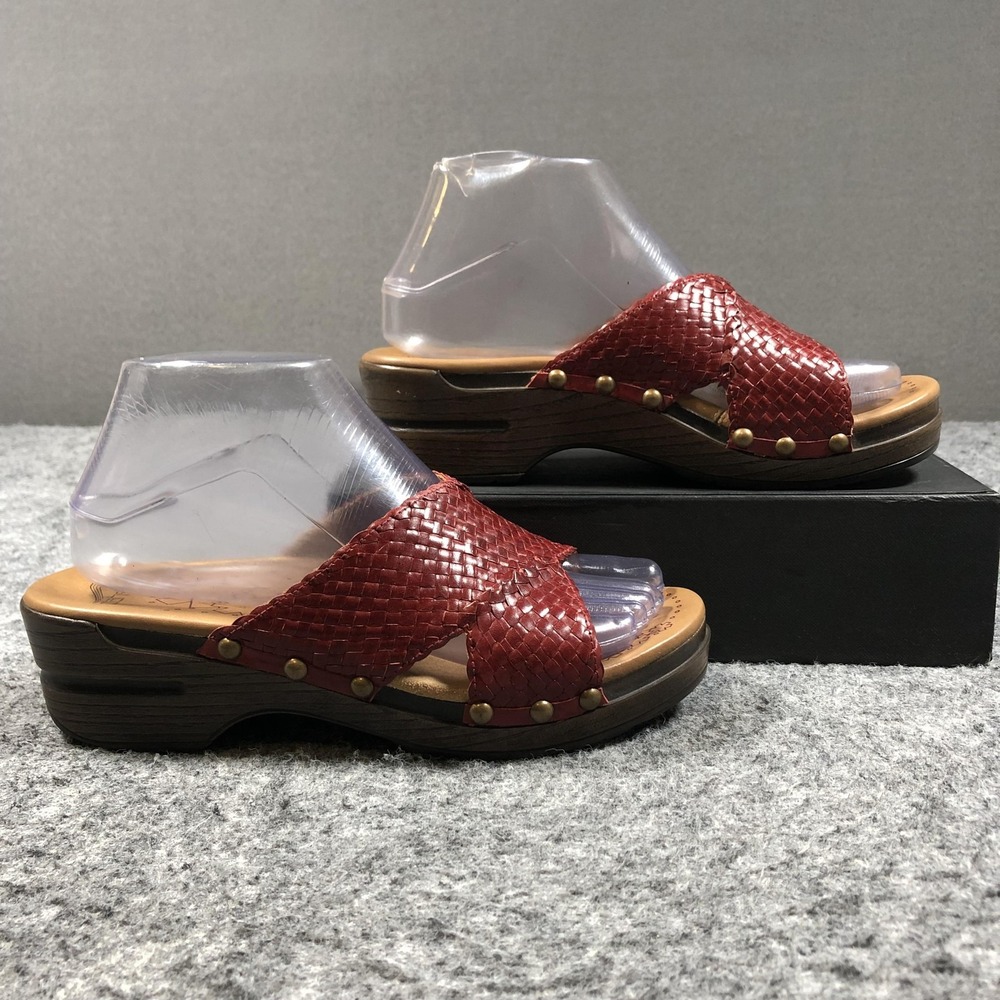 Dansko Mila Clogs Sandals Womens 7.5 Red Woven Leather Studded Wedge Comfort - Picture 2 of 16